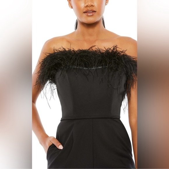 NWT MAC DUGGAL STRAPLESS JUMPSUIT WITH FEATHER TRIM - Picture 3 of 4
